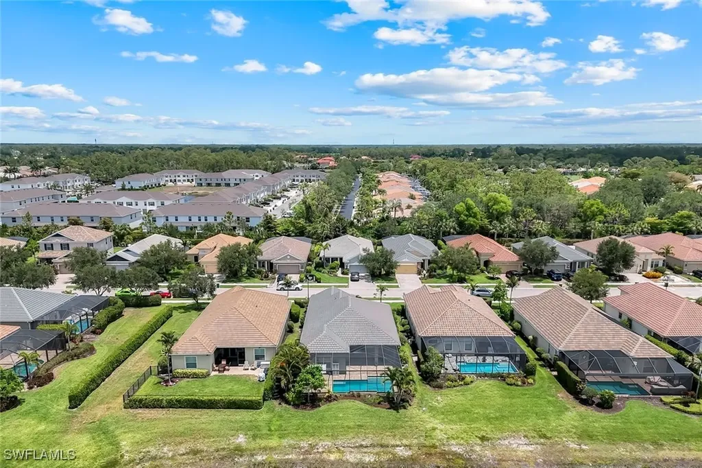 3620 Canopy Circle Naples FL 34120