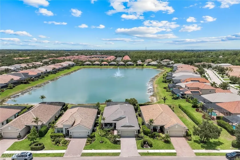 3620 Canopy Circle Naples FL 34120