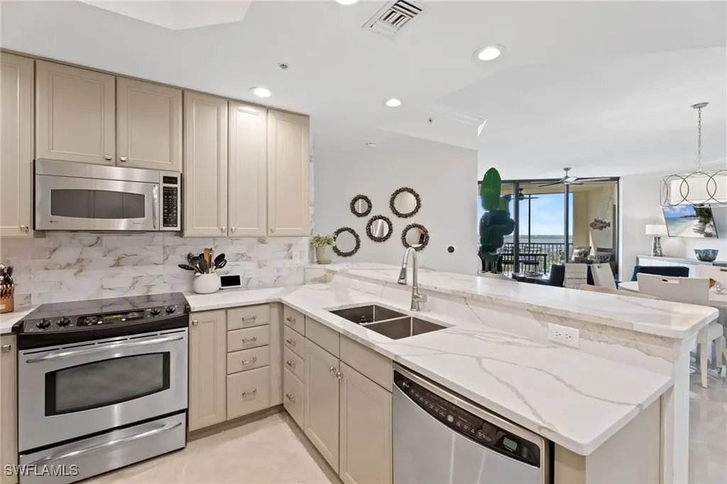 5793 Cape Harbour Drive Cape Coral FL 33914