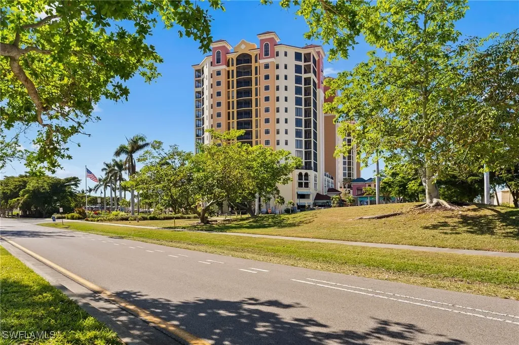 5793 Cape Harbour Drive Cape Coral FL 33914