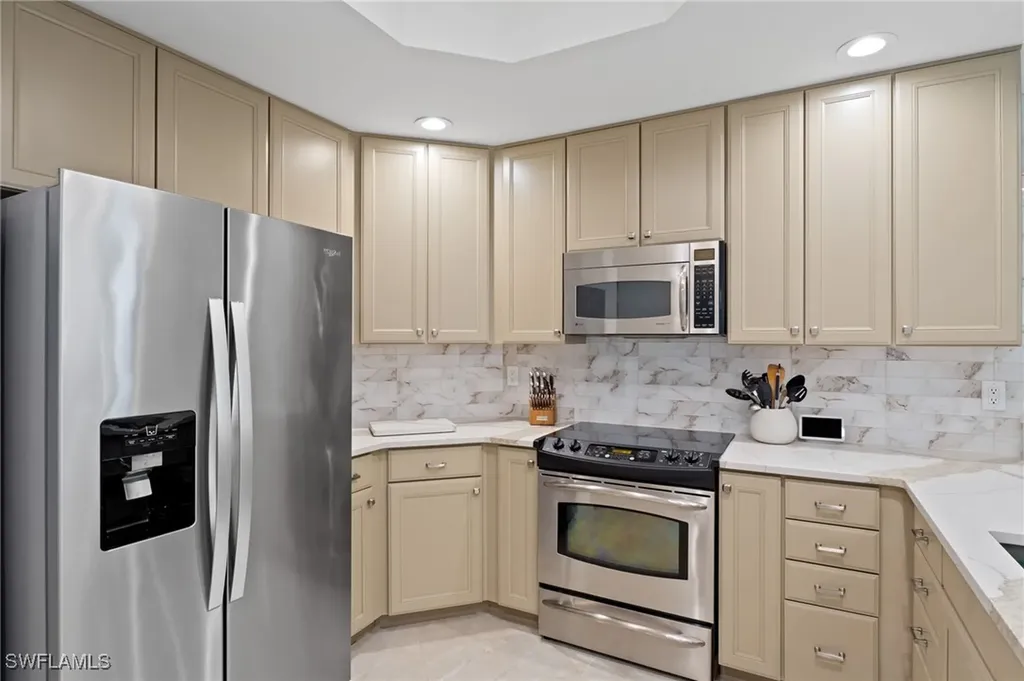 5793 Cape Harbour Drive Cape Coral FL 33914