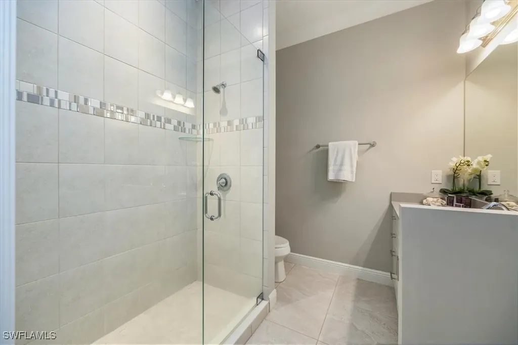 15102 Palmer Lake Circle Naples FL 34109