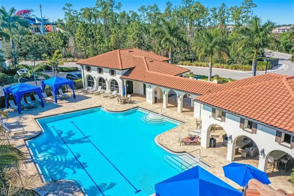 15102 Palmer Lake Circle Naples FL 34109