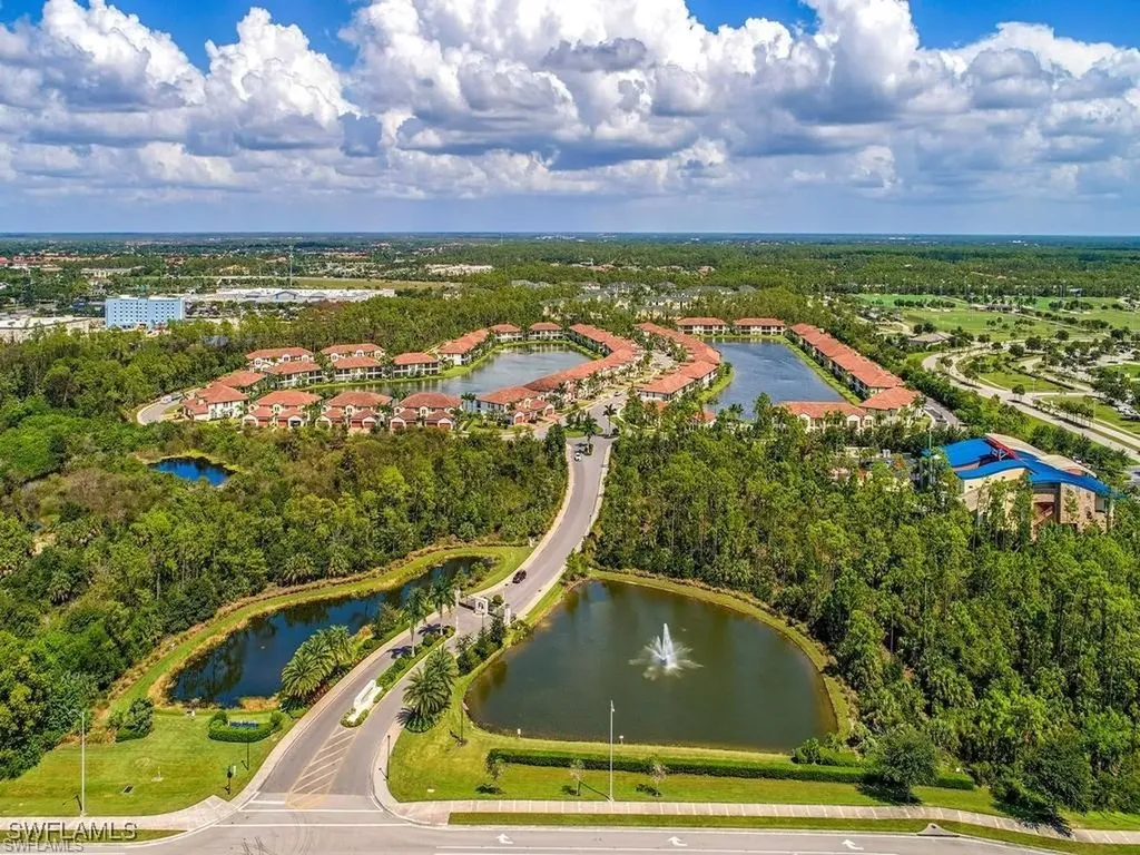 15102 Palmer Lake Circle Naples FL 34109