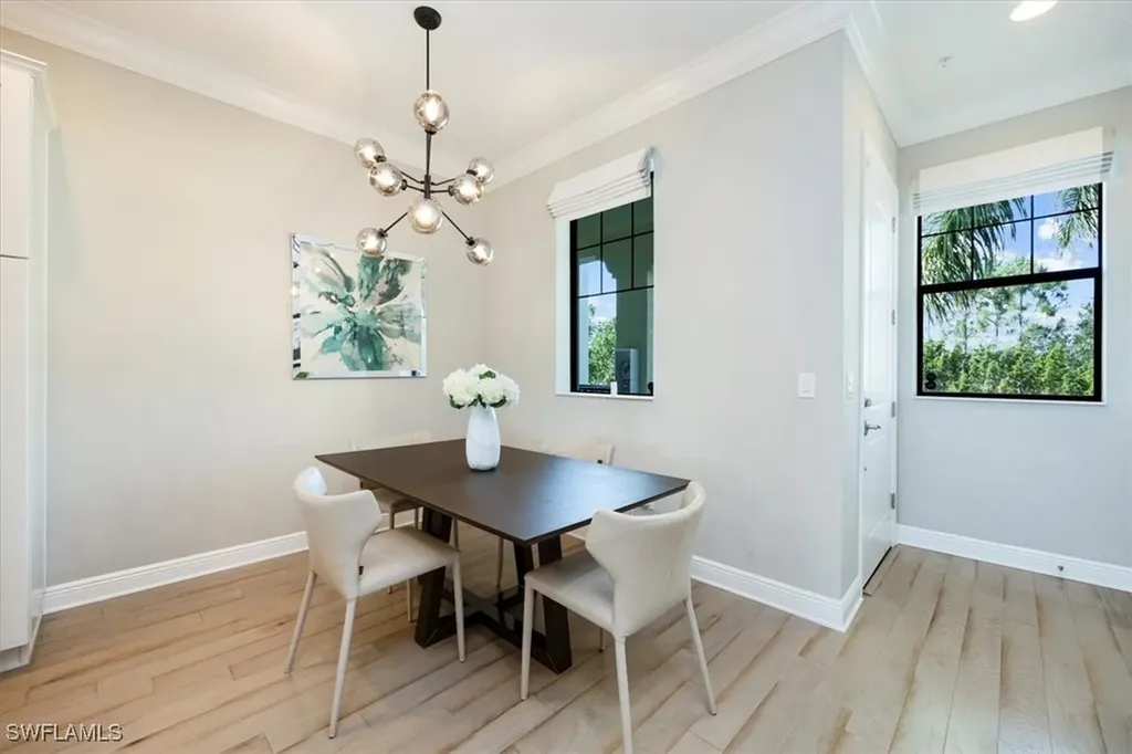 15102 Palmer Lake Circle Naples FL 34109