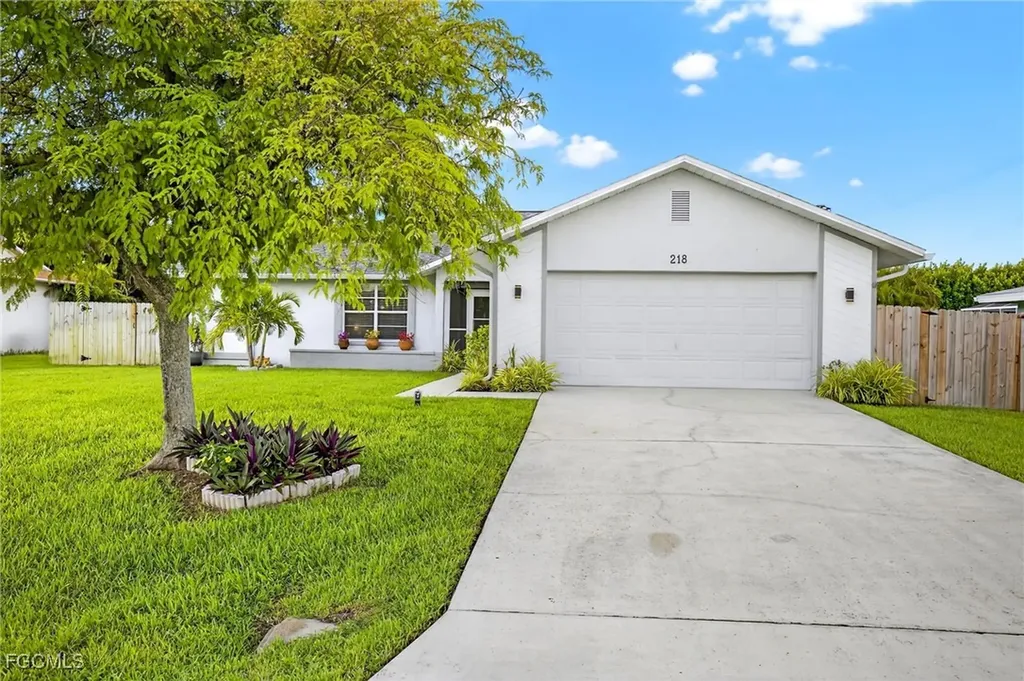 218 SW 43rd Terrace Cape Coral FL 33914