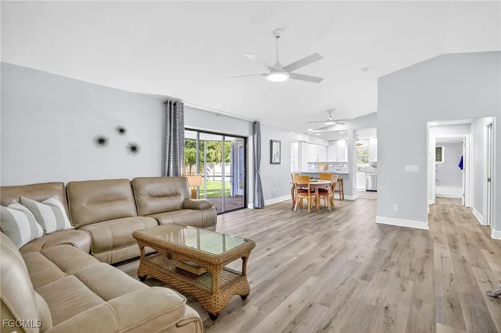 218 SW 43rd Terrace Cape Coral FL 33914