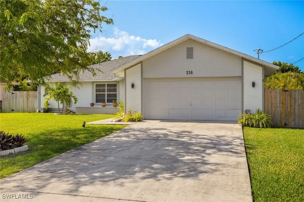 218 SW 43rd Terrace Cape Coral FL 33914