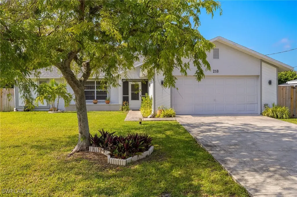 218 SW 43rd Terrace Cape Coral FL 33914