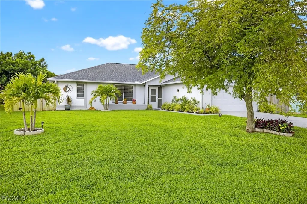 218 SW 43rd Terrace Cape Coral FL 33914