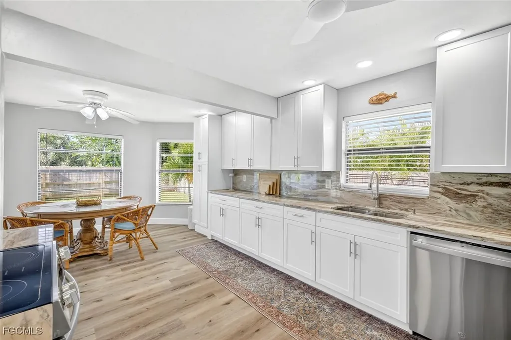 218 SW 43rd Terrace Cape Coral FL 33914