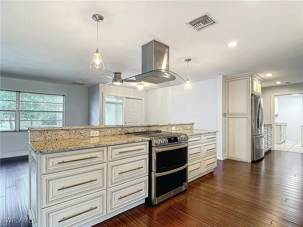 4348 Beechwood Lake Drive Naples FL 34112