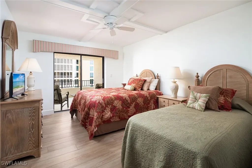 4451 Gulf Shore Boulevard N Naples FL 34103