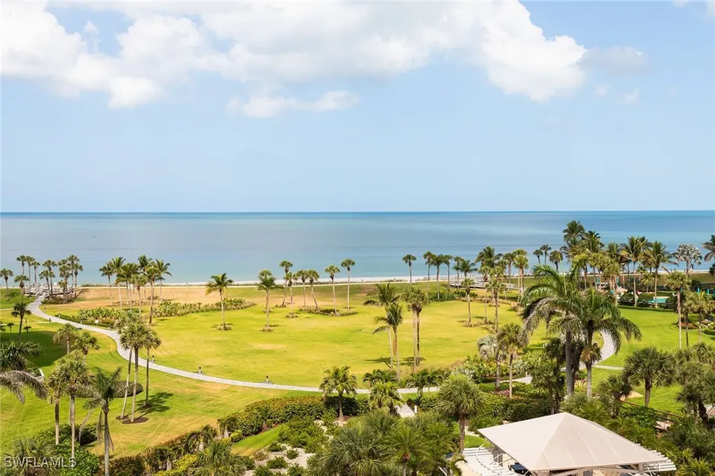 4451 Gulf Shore Boulevard N Naples FL 34103