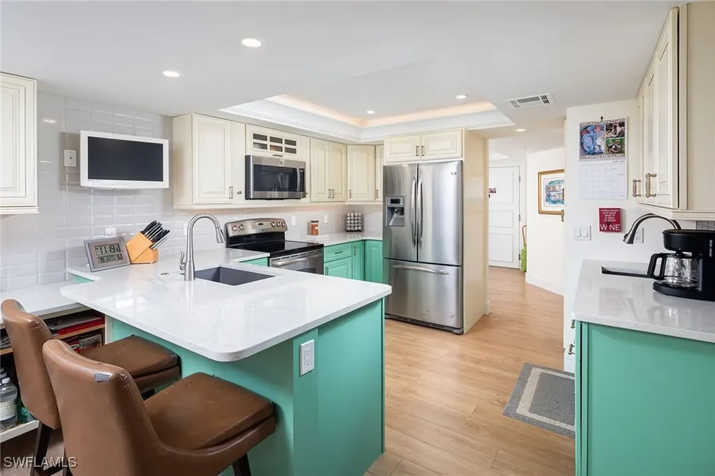 4451 Gulf Shore Boulevard N Naples FL 34103