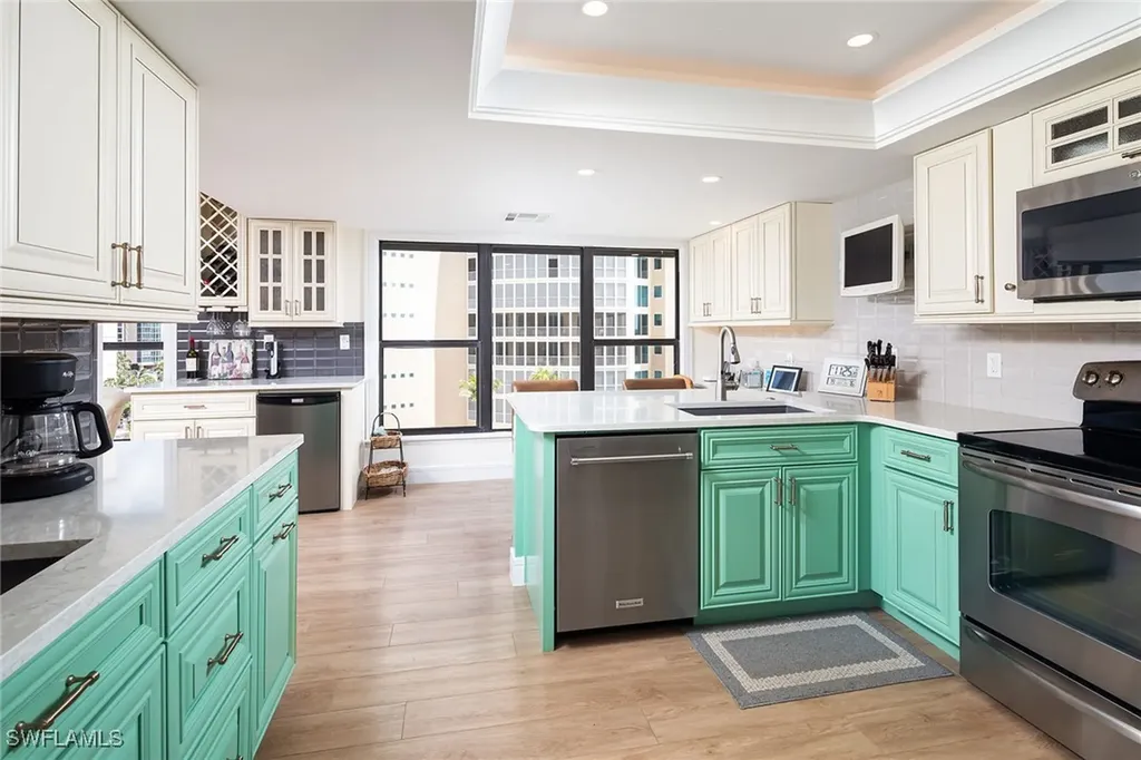 4451 Gulf Shore Boulevard N Naples FL 34103