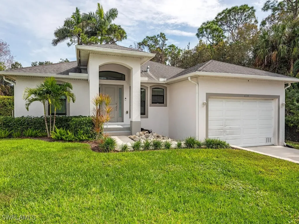1334 Center Lane Naples FL 34110