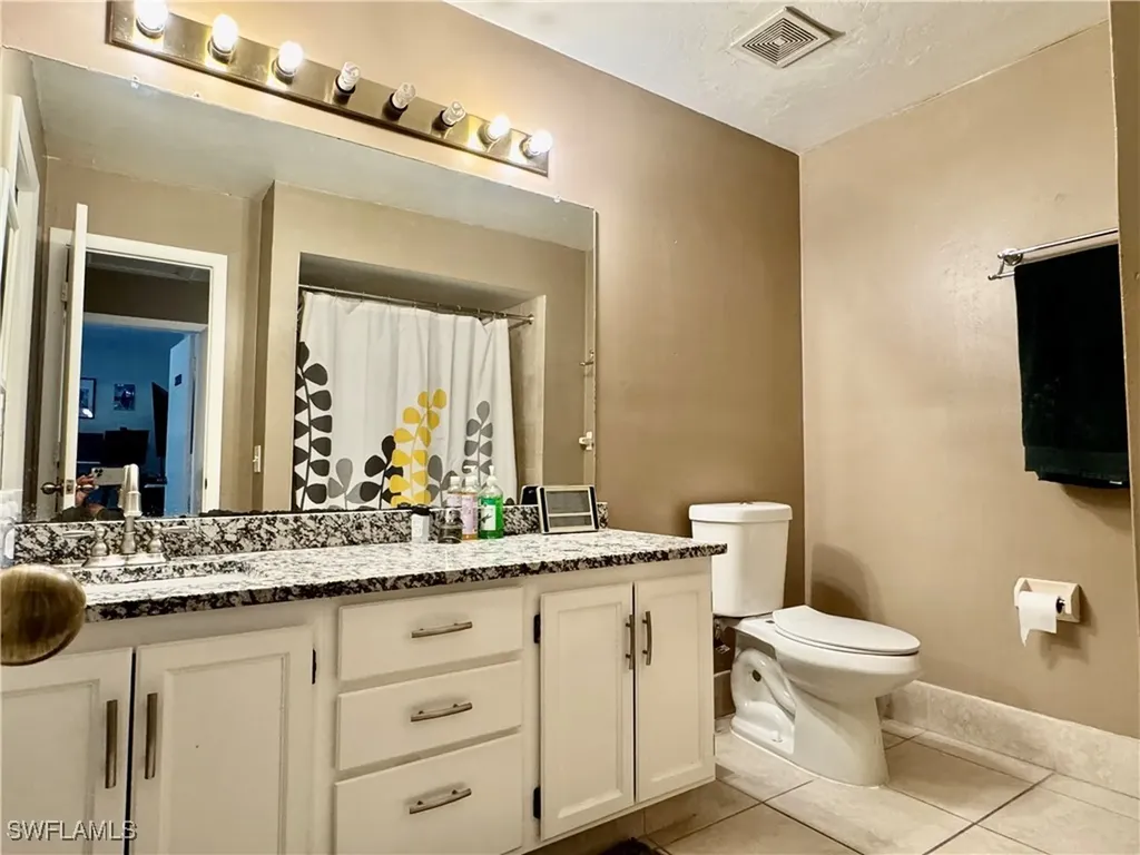 1431 SW Courtyards Terrace Cape Coral FL 33914