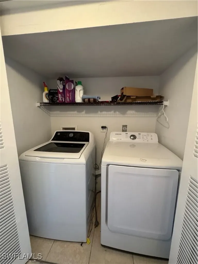 1431 SW Courtyards Terrace Cape Coral FL 33914