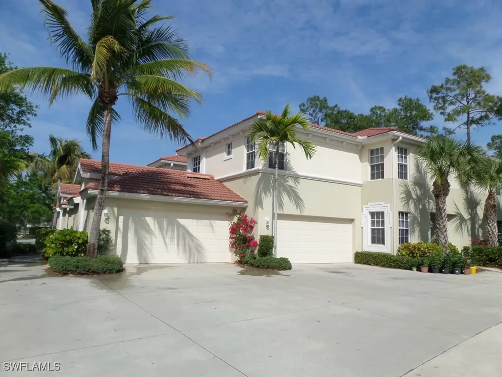 1634 Tarpon Bay Drive S Naples FL 34119