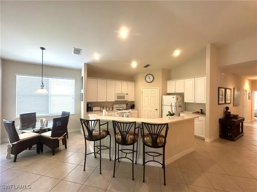 1634 Tarpon Bay Drive S Naples FL 34119