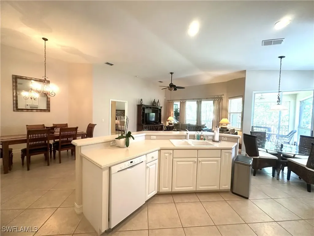 1634 Tarpon Bay Drive S Naples FL 34119