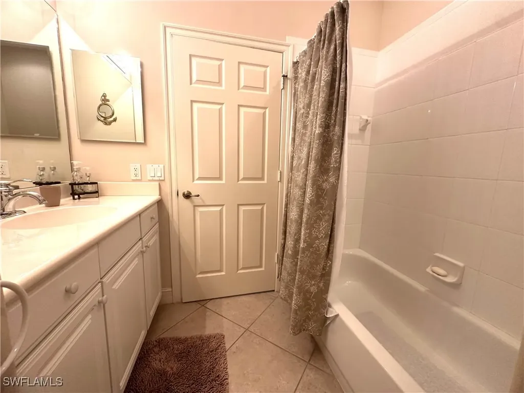 1634 Tarpon Bay Drive S Naples FL 34119