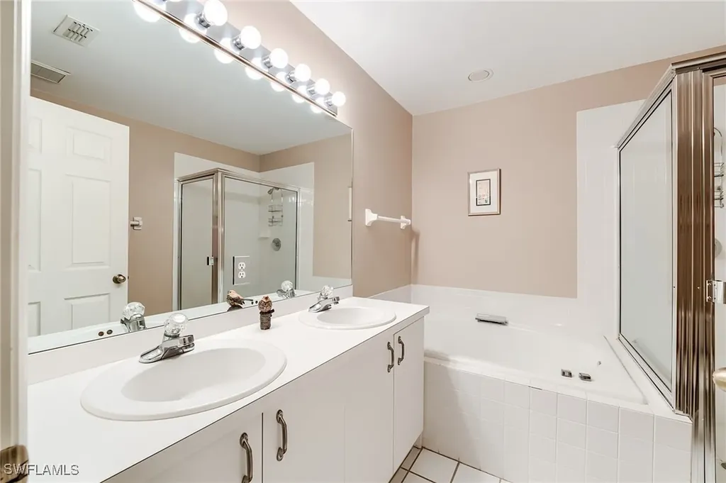 3775 Fieldstone Boulevard Naples FL 34109