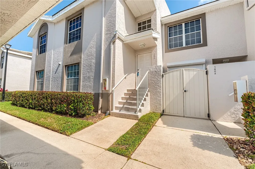 3775 Fieldstone Boulevard Naples FL 34109