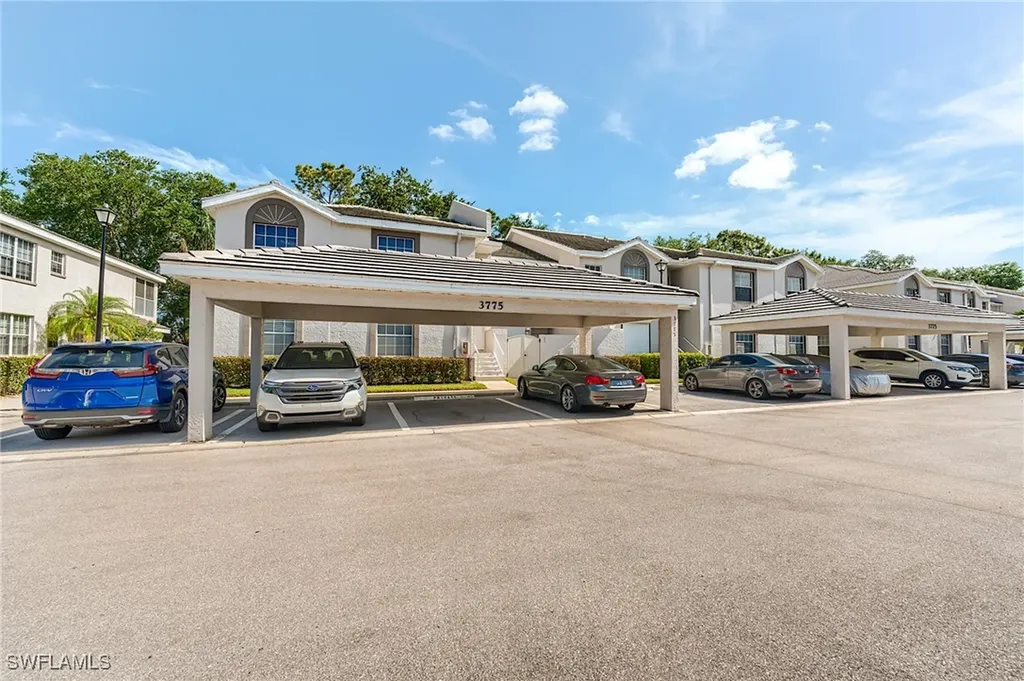 3775 Fieldstone Boulevard Naples FL 34109