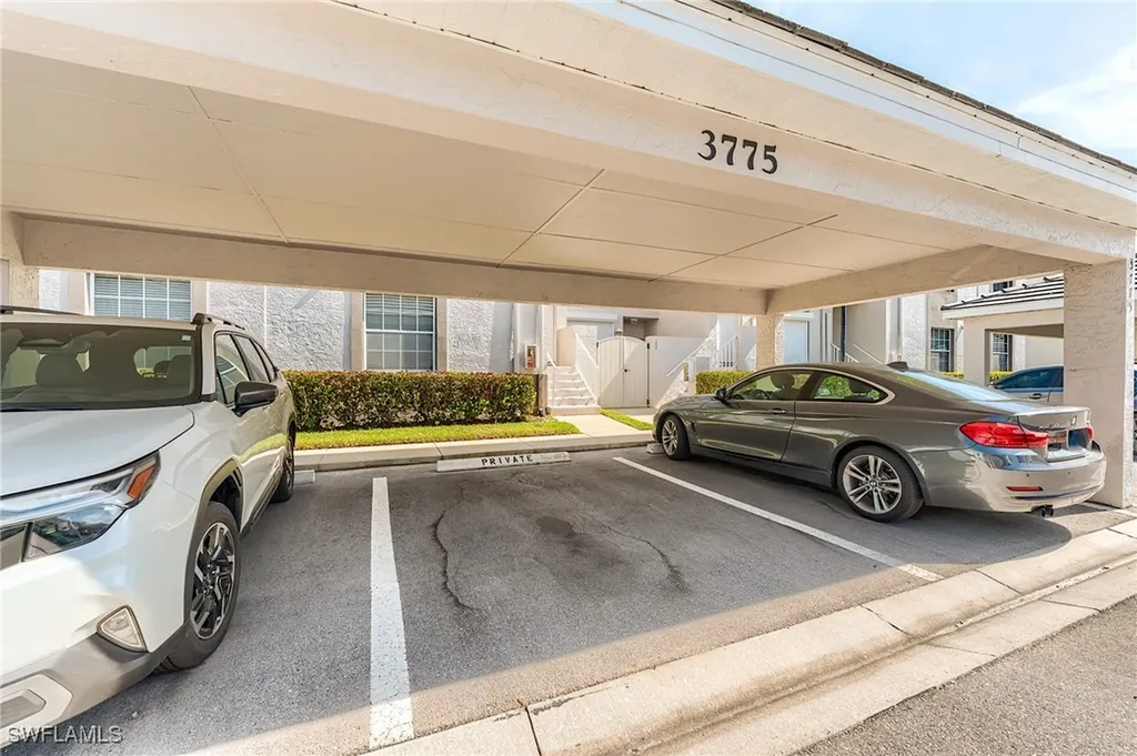 3775 Fieldstone Boulevard Naples FL 34109