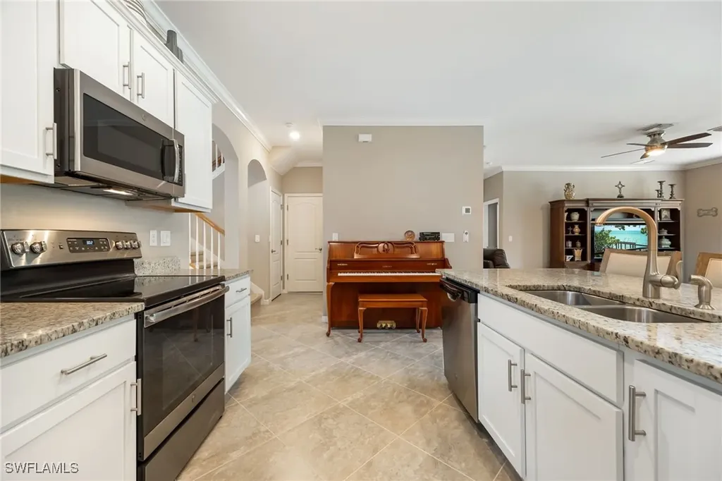 4193 Bluegrass Drive Fort Myers FL 33916