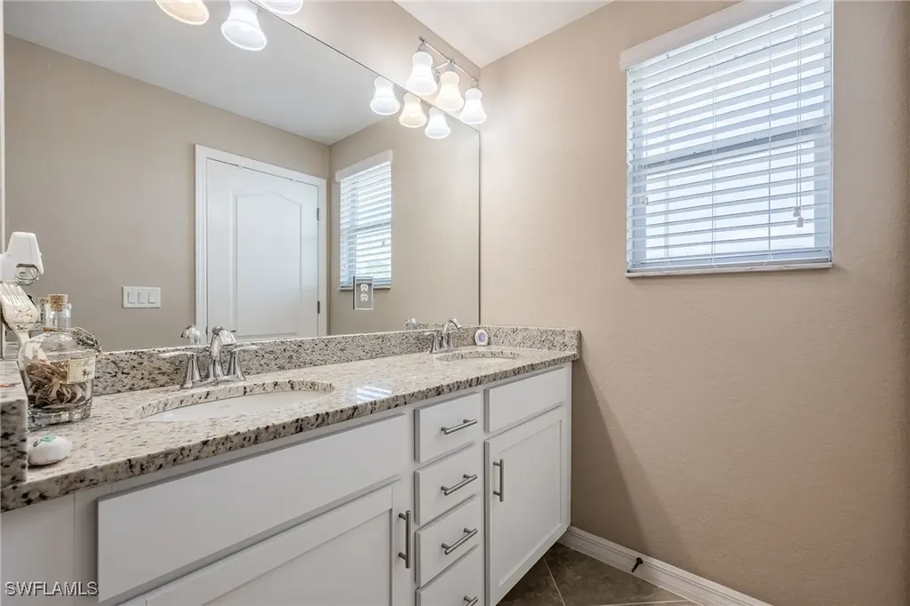 4193 Bluegrass Drive Fort Myers FL 33916
