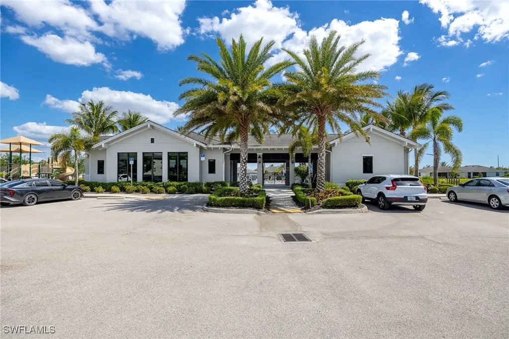 4193 Bluegrass Drive Fort Myers FL 33916