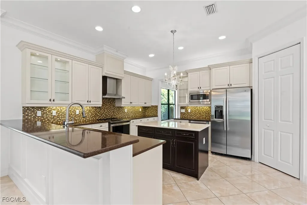 3412 Atlantic Circle Naples FL 34119