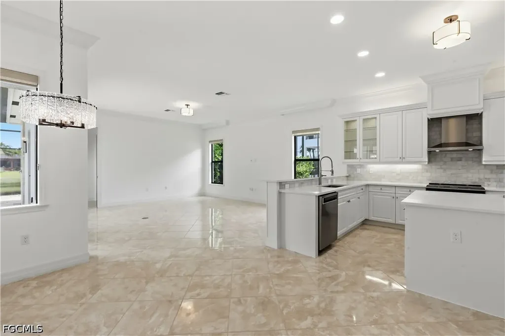 3412 Atlantic Circle Naples FL 34119