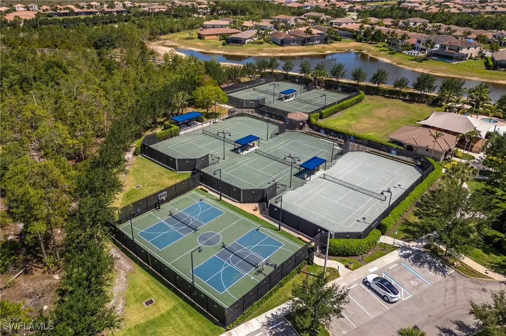 3412 Atlantic Circle Naples FL 34119