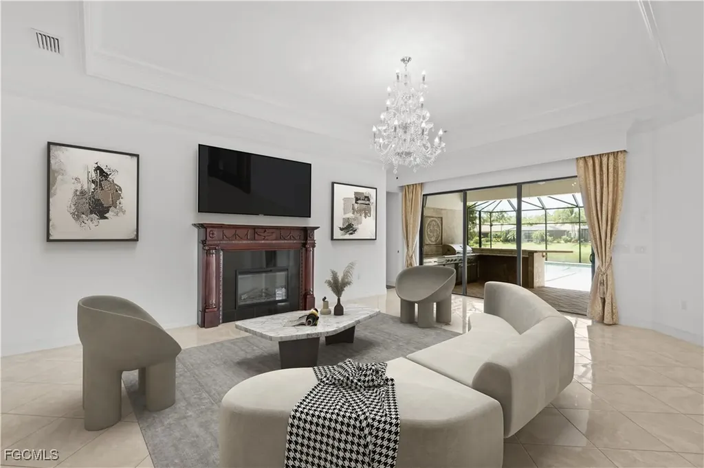 3412 Atlantic Circle Naples FL 34119