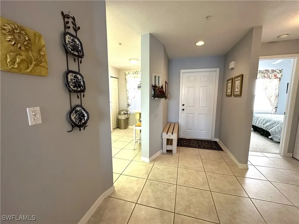 6670 Huntington Lakes Circle Naples FL 34119