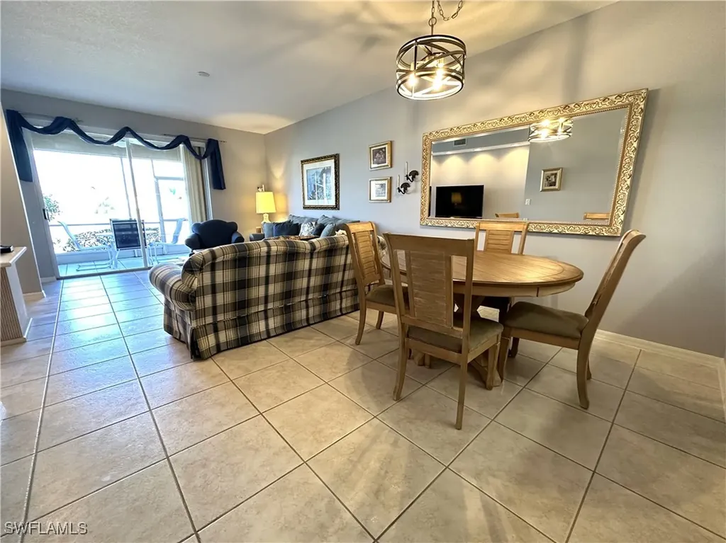 6670 Huntington Lakes Circle Naples FL 34119