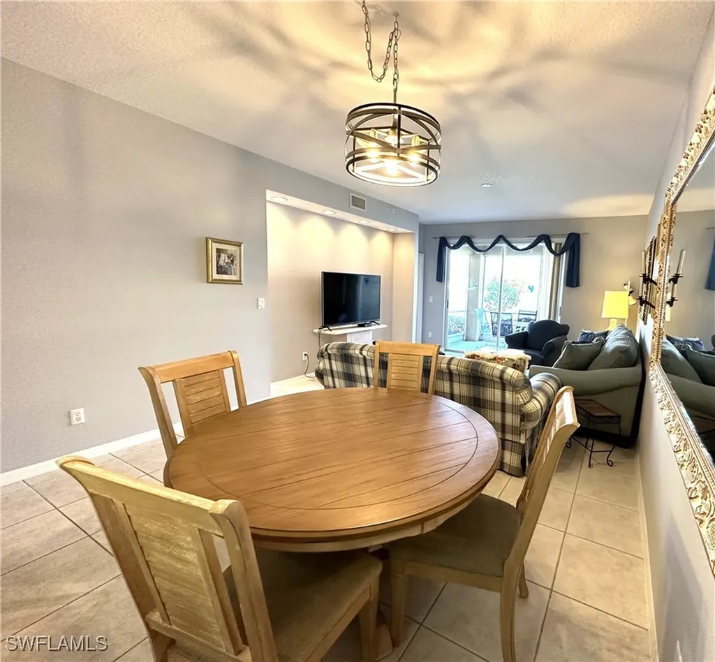 6670 Huntington Lakes Circle Naples FL 34119