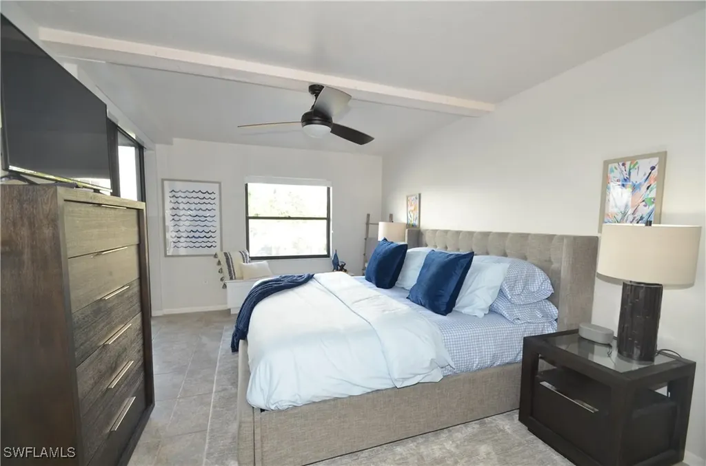 271 Southbay Drive Naples FL 34108