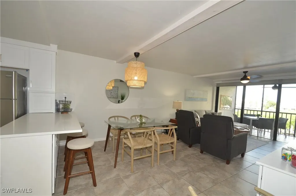 271 Southbay Drive Naples FL 34108