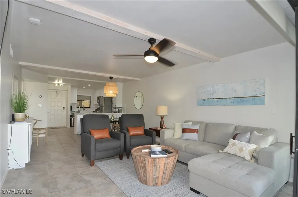 271 Southbay Drive Naples FL 34108