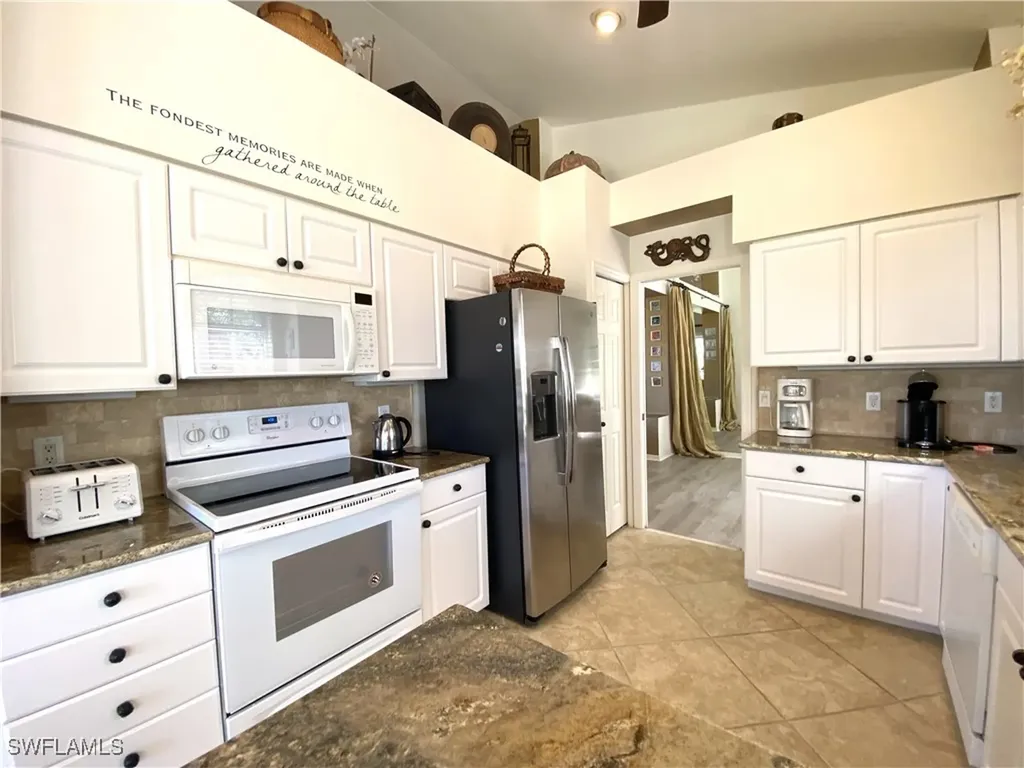 1570 Winding Oaks Way Naples FL 34109