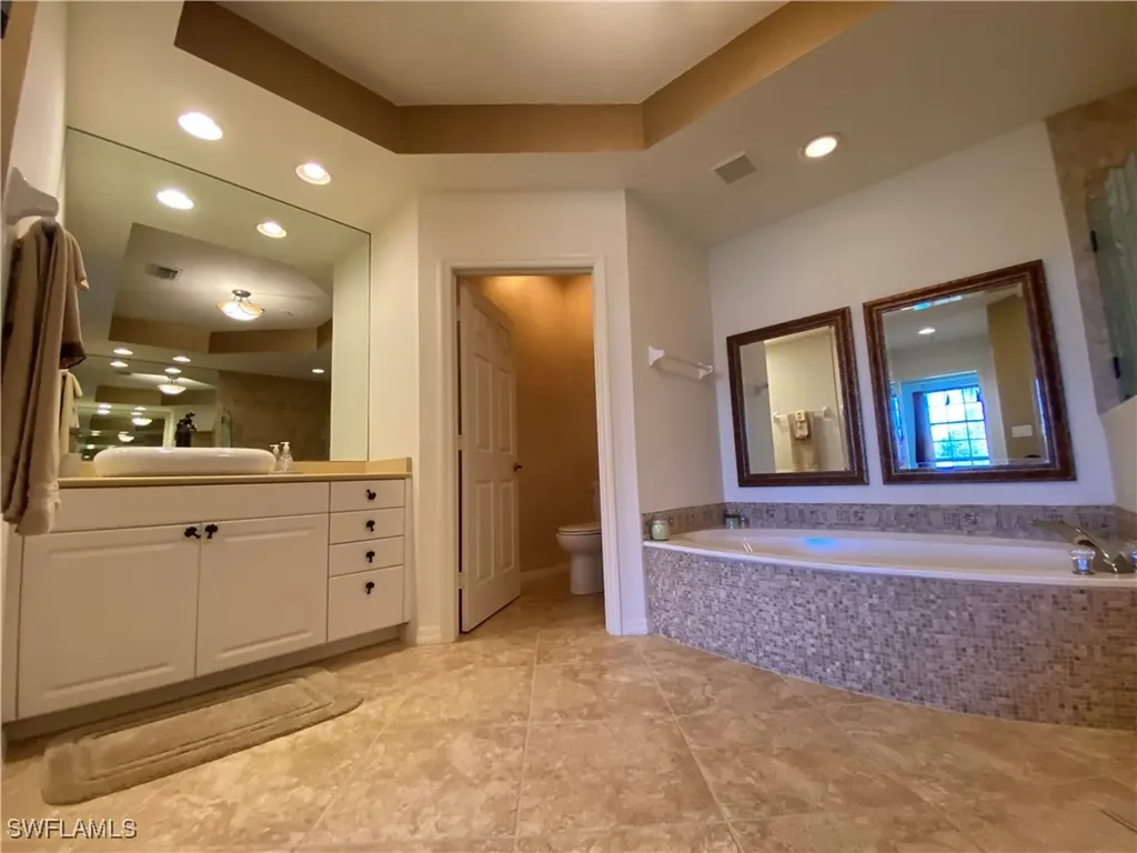 1570 Winding Oaks Way Naples FL 34109