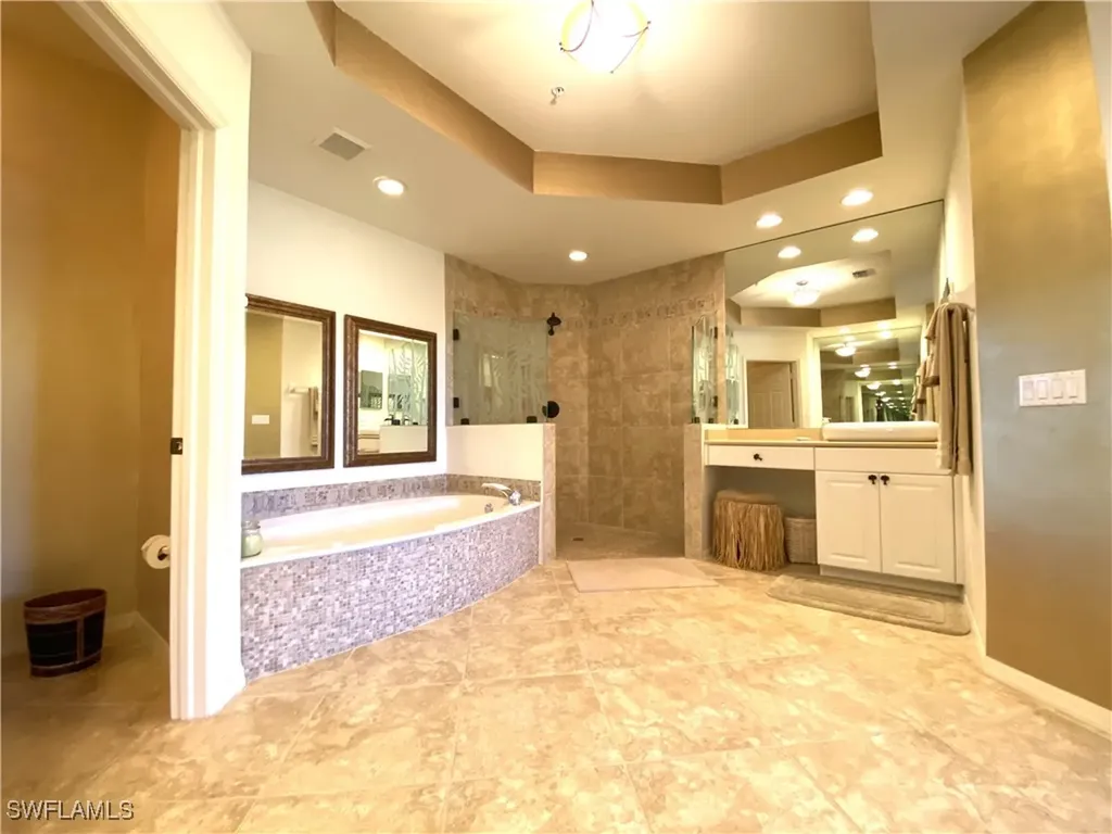 1570 Winding Oaks Way Naples FL 34109