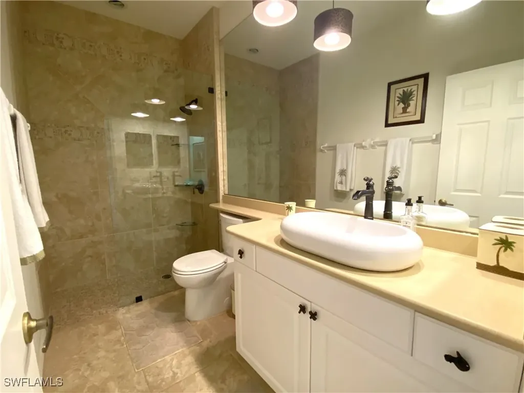 1570 Winding Oaks Way Naples FL 34109