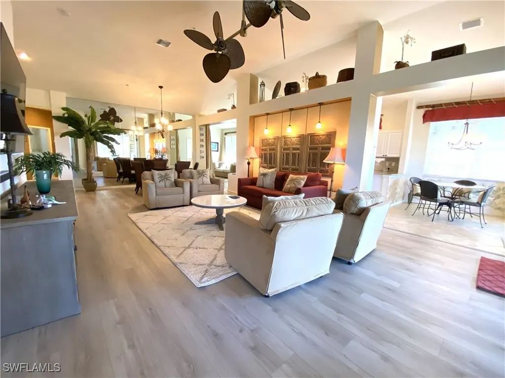 1570 Winding Oaks Way Naples FL 34109