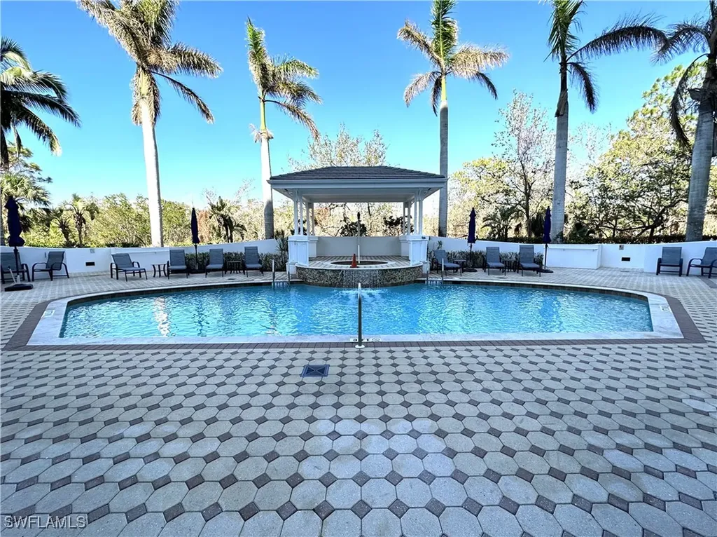 325 Dunes Boulevard Naples FL 34110